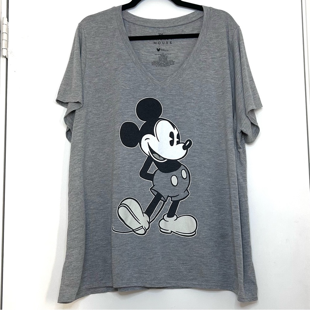 Disney Gray Mickey Mouse Women’s Plus Size Tee, size 3X